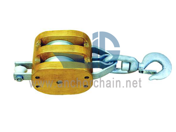 American Wooden Block Double With Rotating Hook Type