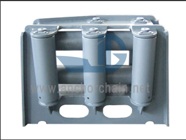CB 3062-79 Nine Roller Fairlead Type E