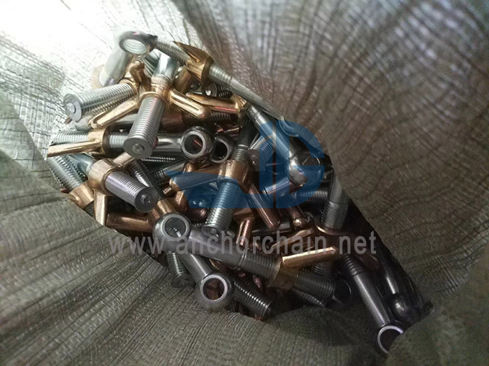 Dog Bolts